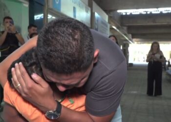 Menino potiguar conhece doador de medula óssea do Amapá quase dois anos após transplante
