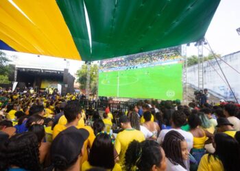 Copa do Mundo: uso de antena digital em TV evita atraso no grito de gol causado por 'delay' da internet
