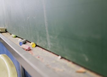 Natal abre seleção com mil vagas para educador social voluntário; auxílio é de R$ 900