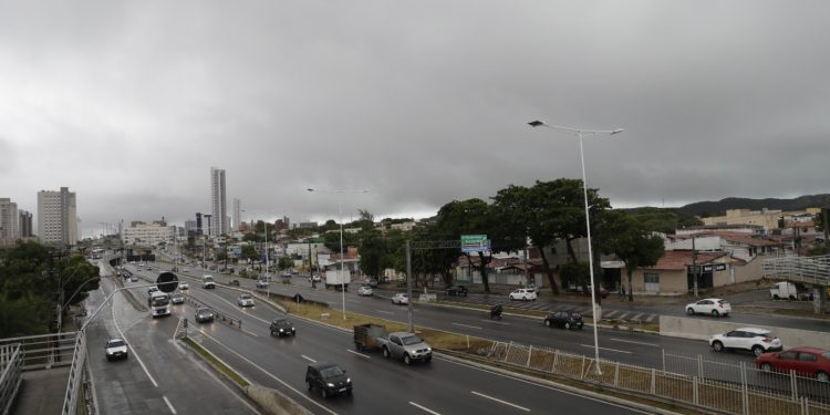 Inmet alerta para acumulado de chuvas em Natal e outras 68 cidades do RN até domingo (7)