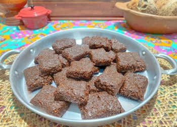 Receita junina: veja como fazer cocada de rapadura